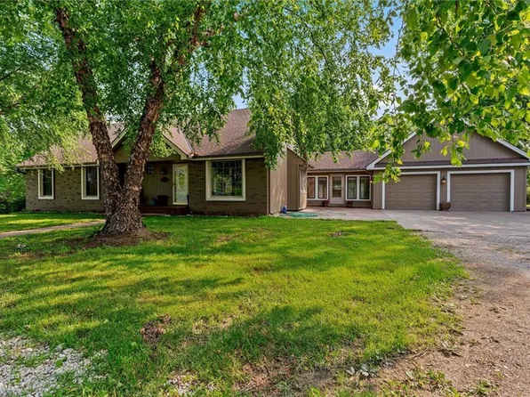 6178 SE Tri County Line Rd, Lawson, MO 64062