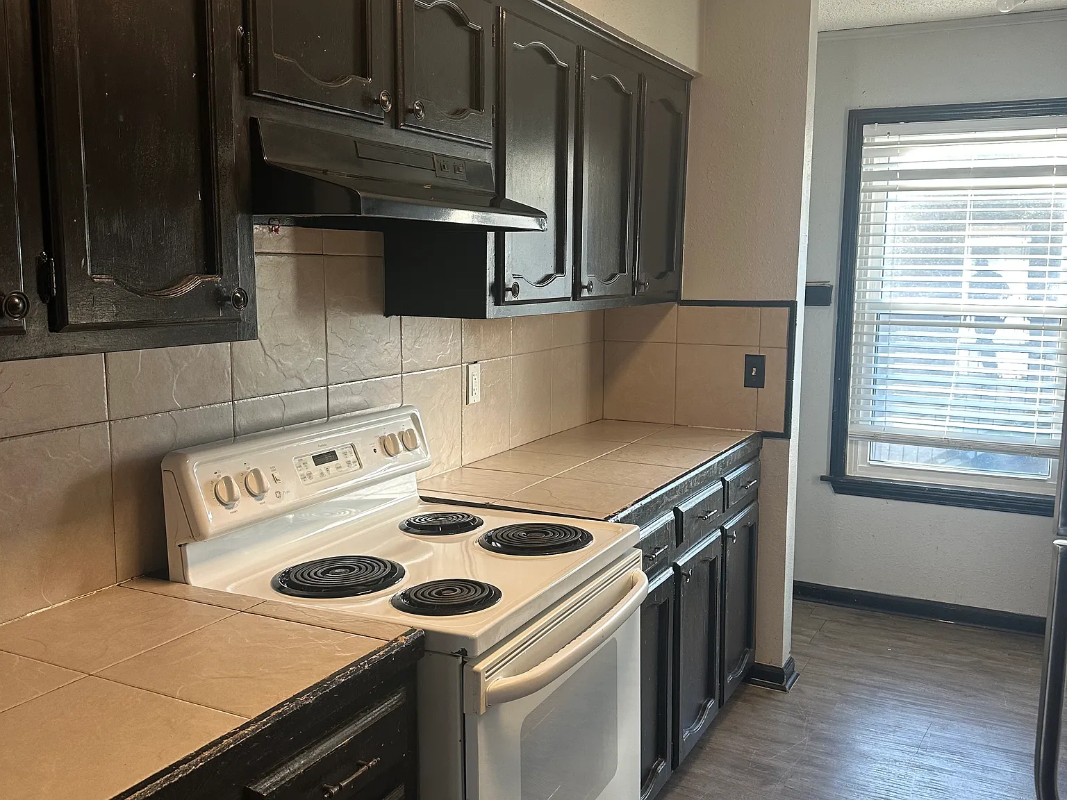2 bed, 900 sqft, $800 — Photo 4