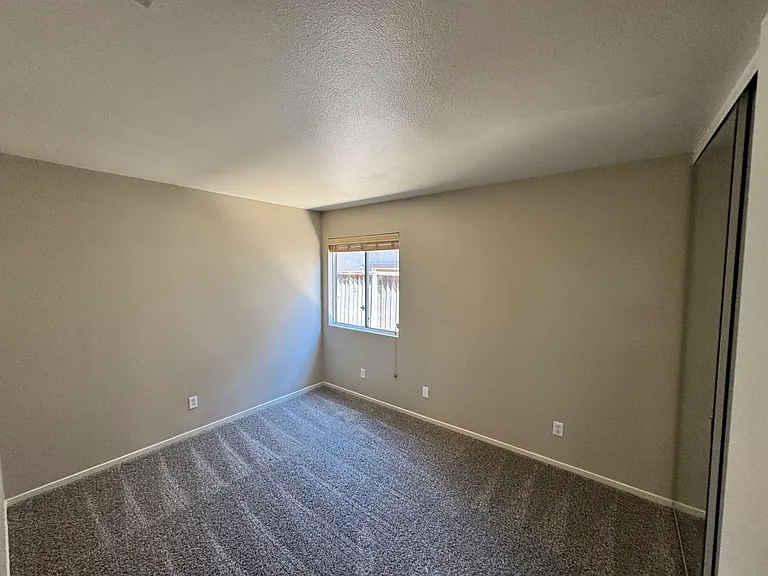 1772 Autumn Meadow Dr — Photo 28