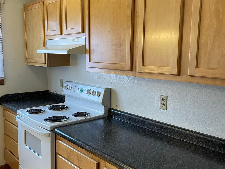 436 S Johnson St #4 — Photo 5