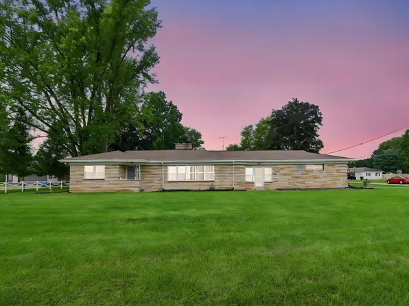 1017 Newark Rd, Mount Vernon, OH 43050