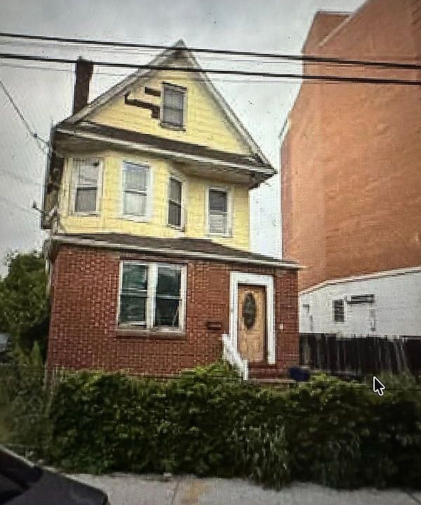 1st image of 16221 112th Rd