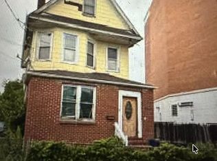 16221 112th Rd, Jamaica, NY 11433