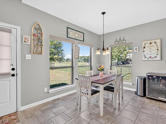 5th image of 233 Anchor Ln