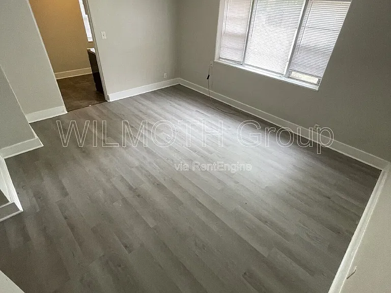 4 N Butler Ave #2 — Photo 3