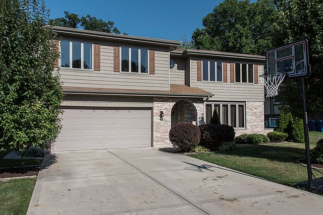 1st image of 10105 S 86th Ct