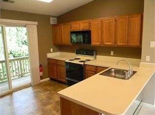 130 Westchester Ter, Annandale, NJ 08801