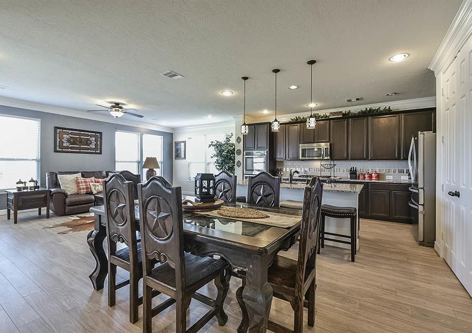 10111 Cimarron Canyon Ln, Magnolia, TX 77354 Zillow