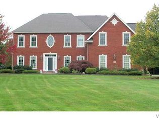 75 Davis Rd, East Aurora, NY 14052