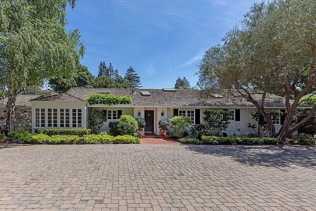 46 Lilac Dr photo 1