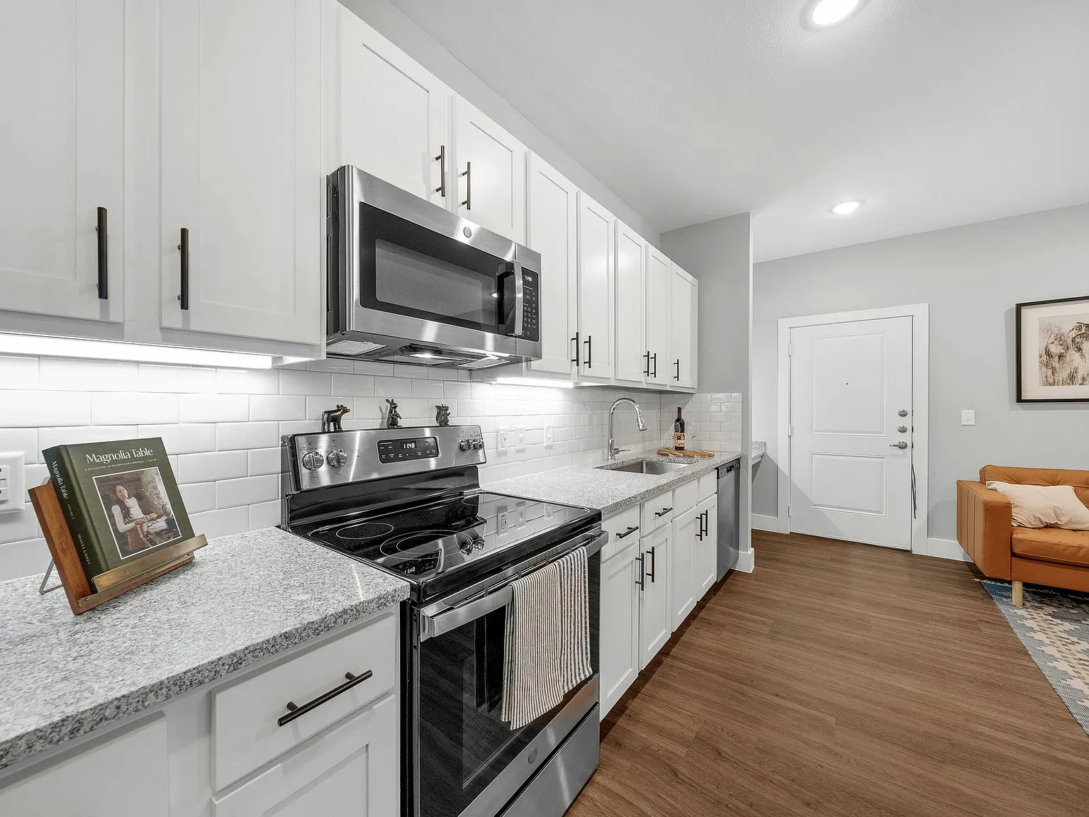 Orchard Grove Apartments — Photo 4
