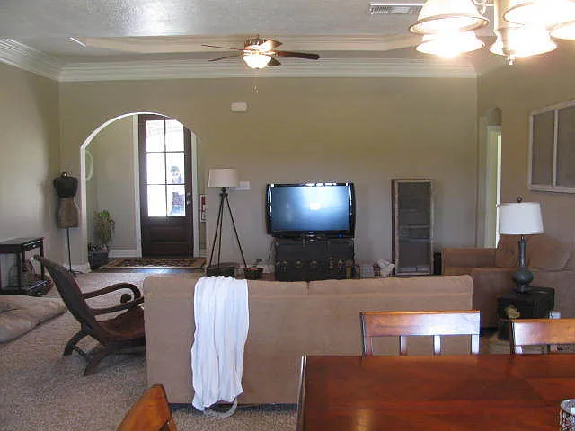 550 Hickory Ridge Rd — Photo 2