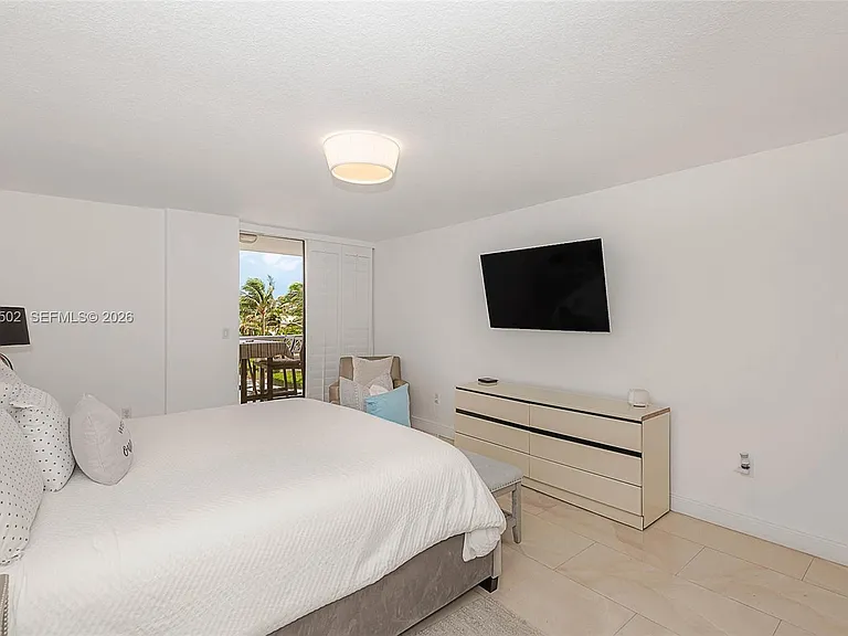 6423 Collins Ave #309 — Photo 20