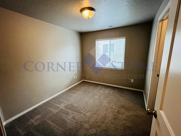 745 Baron Lakes Ave — Photo 16