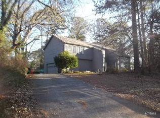 72 Lake Latimer Dr NE, Kennesaw, GA 30144