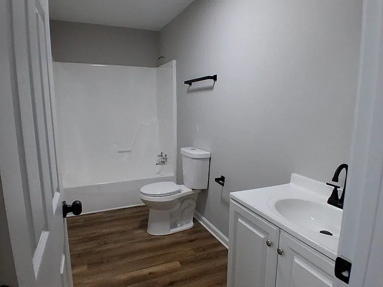 30 W Cooper St #A — Photo 5