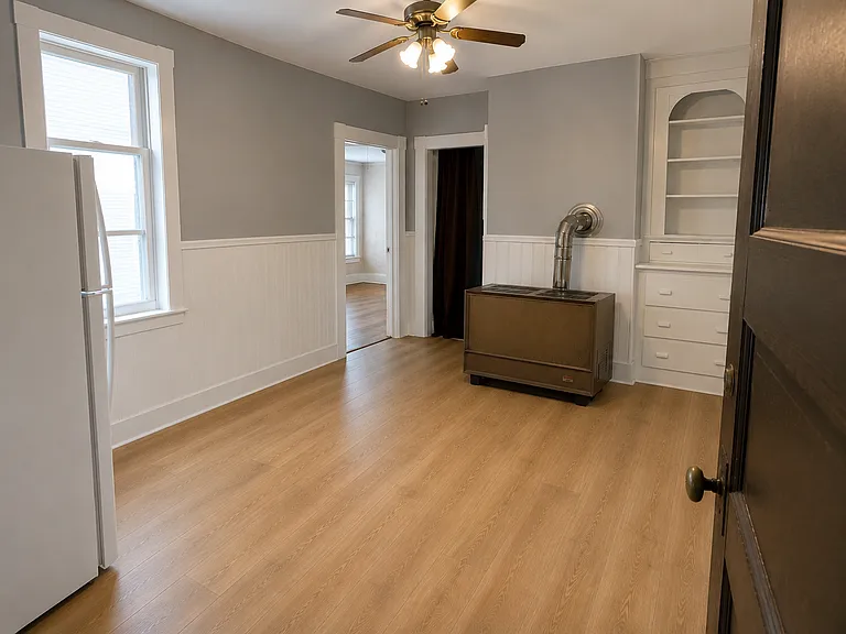 18 Bliss St #1 — Photo 1