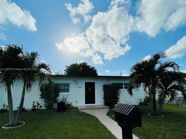 12520 W Randall Park Dr, Miami, FL 33167