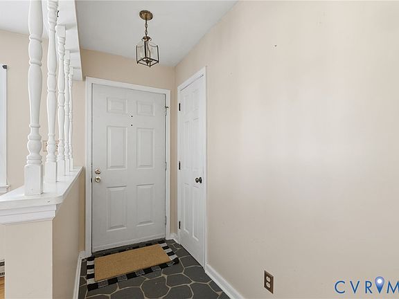 4th image of 11601 Latane Wood Rd