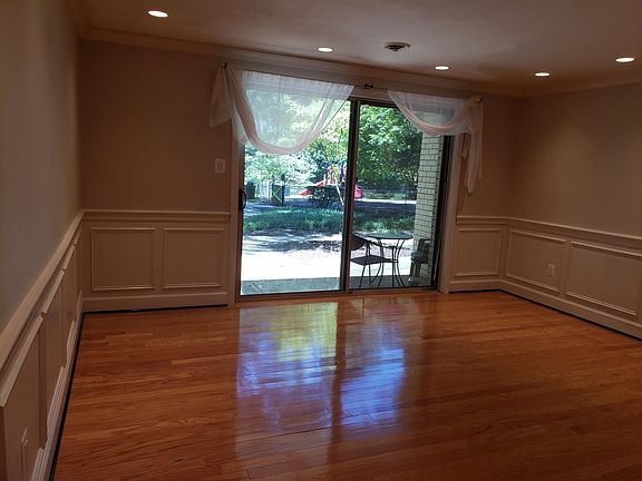 4th image of 10220 Rockville Pike APT 101