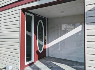 8191 River Rd #201, Richmond, BC V6X1X8