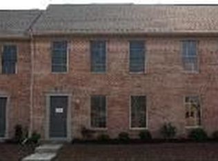 114 Melbourne Ln, Mechanicsburg, PA 17055