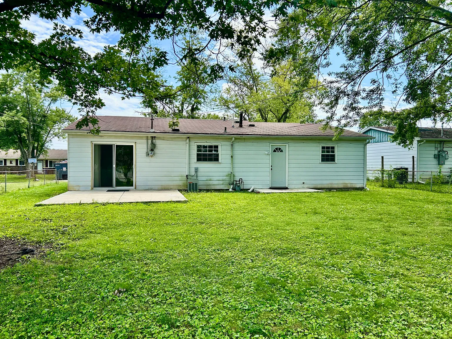 3 bed, 1432 sqft, $1,600 — Photo 3
