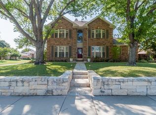 213 Whispering Hills Dr, Coppell, TX 75019