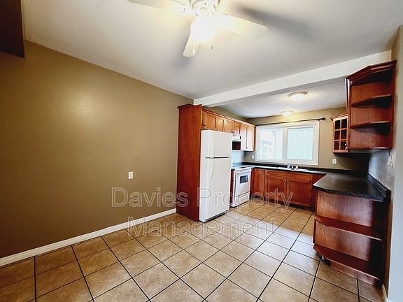 2nd image of 9 Akinsdale Gdns