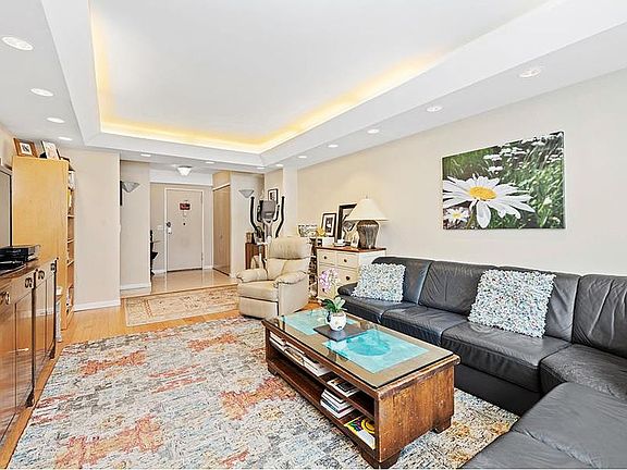 2nd image of 425 E 79th St APT 12J