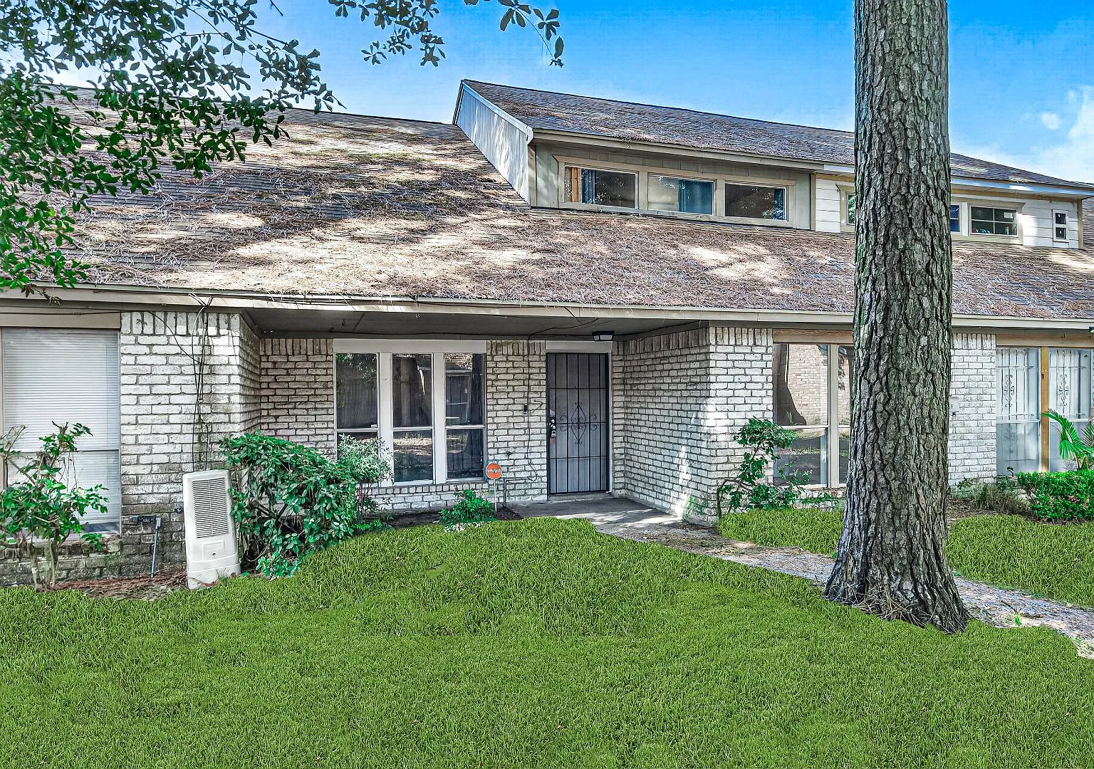 12270 Wild Pine Dr - B — Photo 4