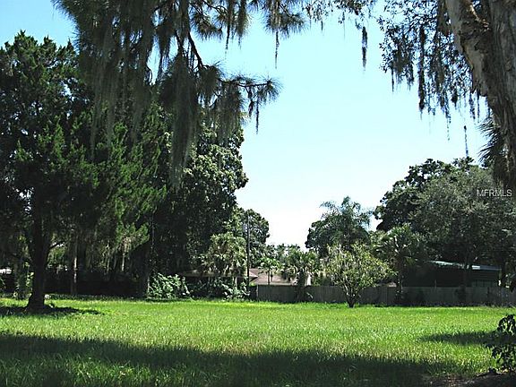 3rd image of 2654 Ringling Blvd