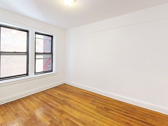 5th image of 34-16 93rd St Floor 3