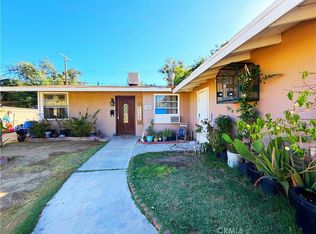 302 E Avenue R11, Palmdale, CA 93550