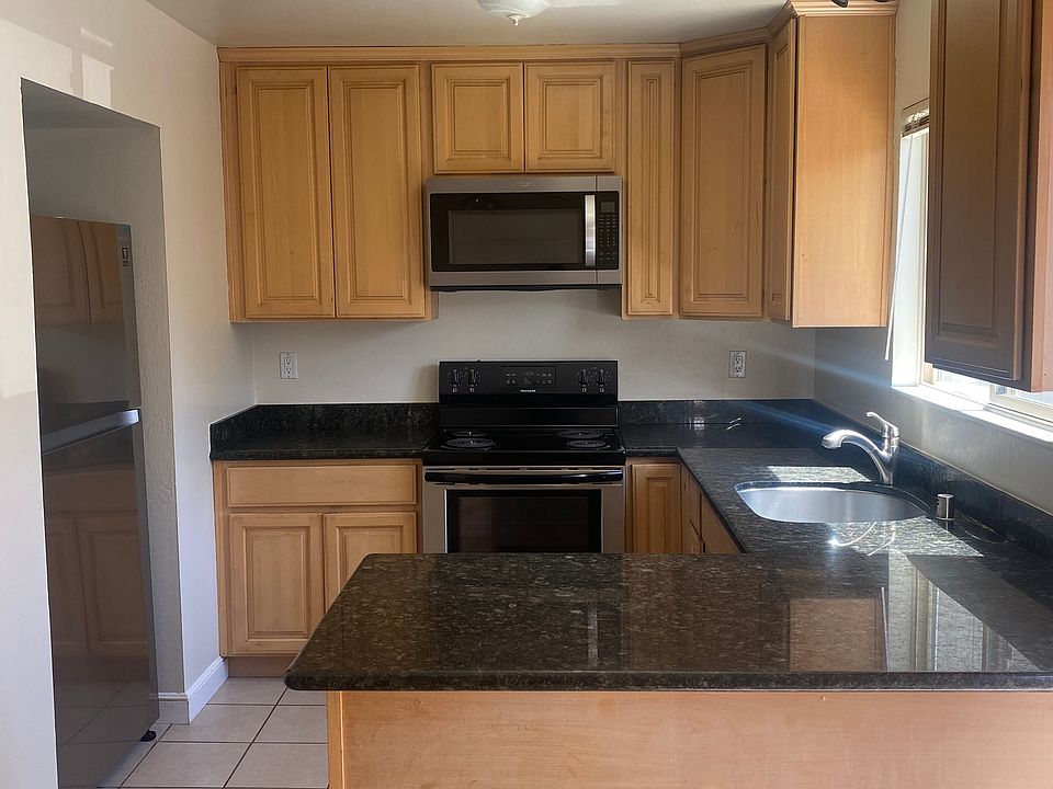 1st image of 3635 Northwood Dr Unit B