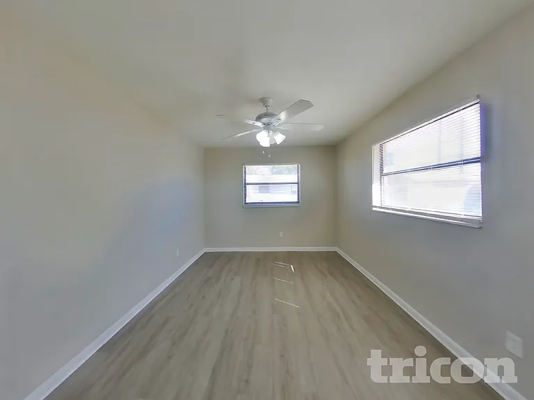 1122 Ibsen Ave — Photo 12