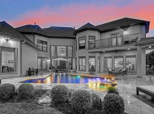 8711 Beringer Dr, Richmond, TX 77469