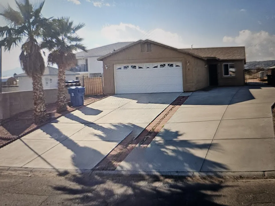 1647 River Gardens Dr