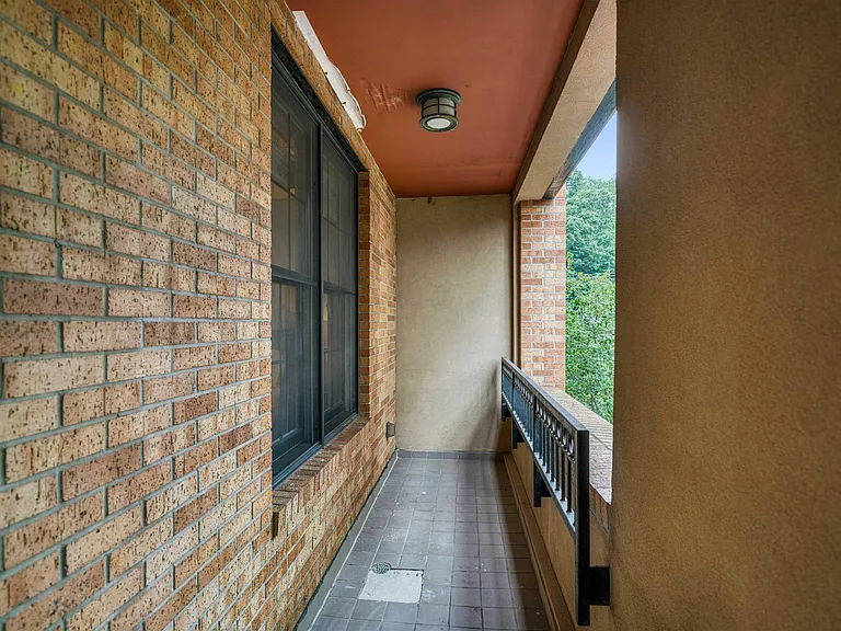 830 Monroe St #3G — Photo 17
