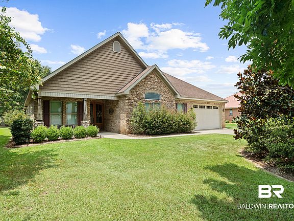 3rd image of 9245 Clubhouse Dr