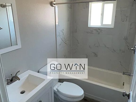 3rd image of 7102 N 45th Ave APT 6