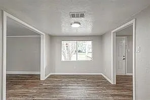 10694 Pine St — Photo 17