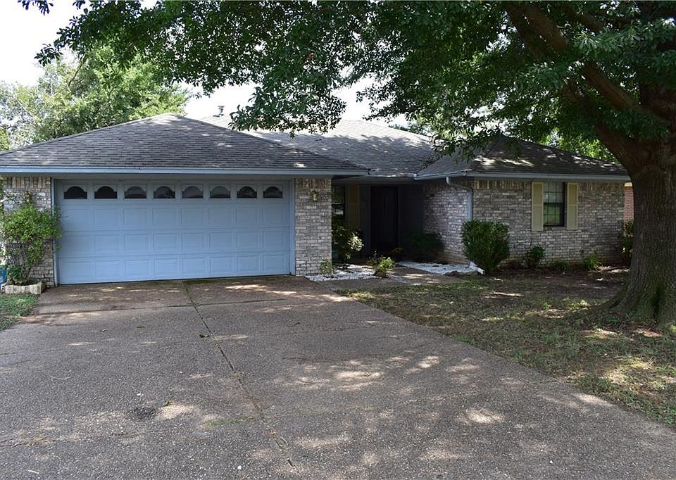 1st image of 1406 N 25th St