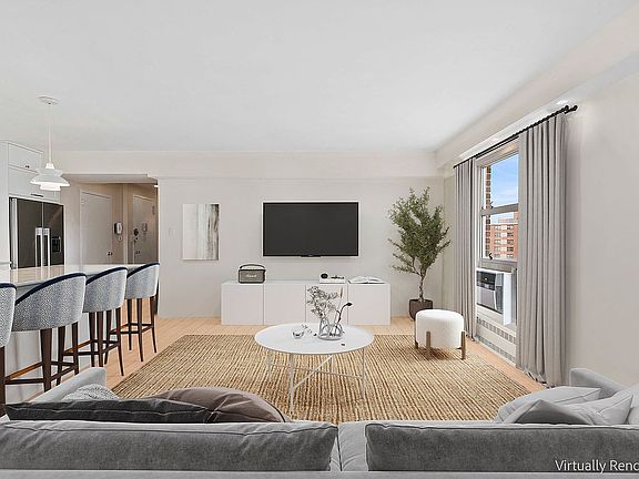 3rd image of 70 La Salle St APT 11F