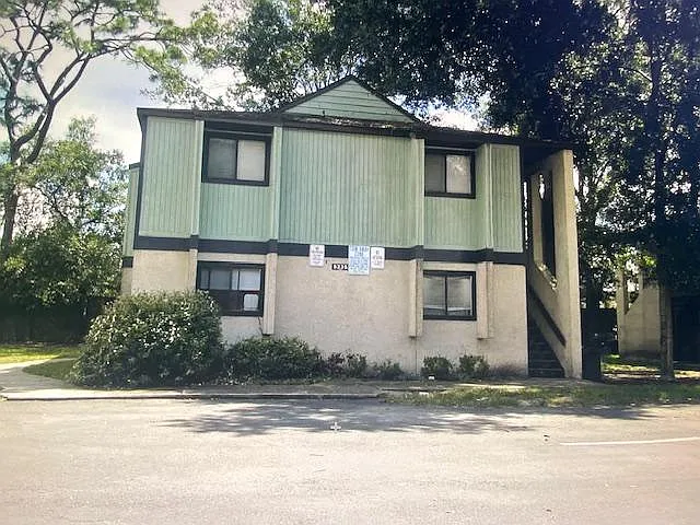 5235 Westchase Ct #4