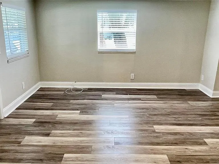 1707 E New Orleans Ave — Photo 2