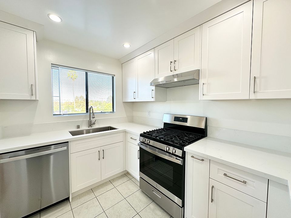 1st image of 729 W Dryden St APT 6