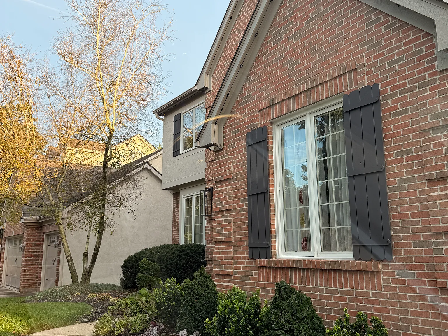 4 bed, 3500 sqft, $4,100 — Photo 2