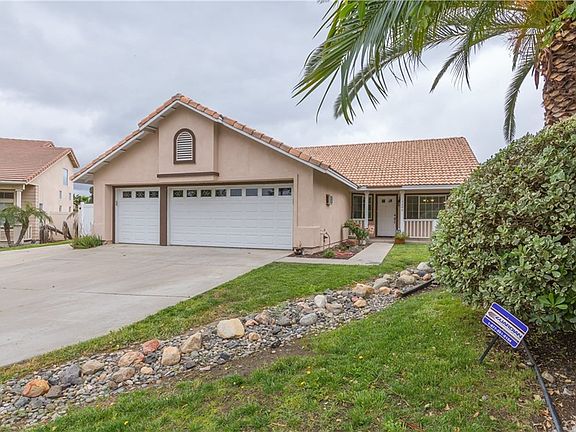 3rd image of 15204 Golden Sands St