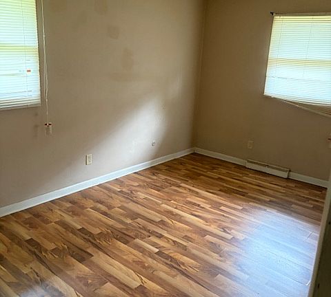 3rd image of 2103 Eggleston Rd #2105